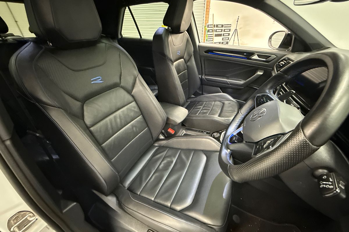 2023 Volkswagen T-Roc R D11