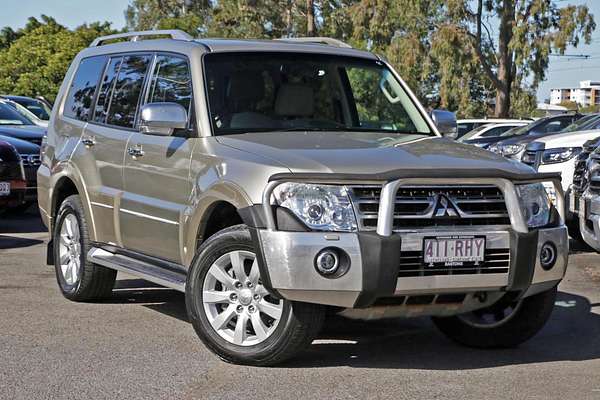 2010 Mitsubishi Pajero Exceed NT