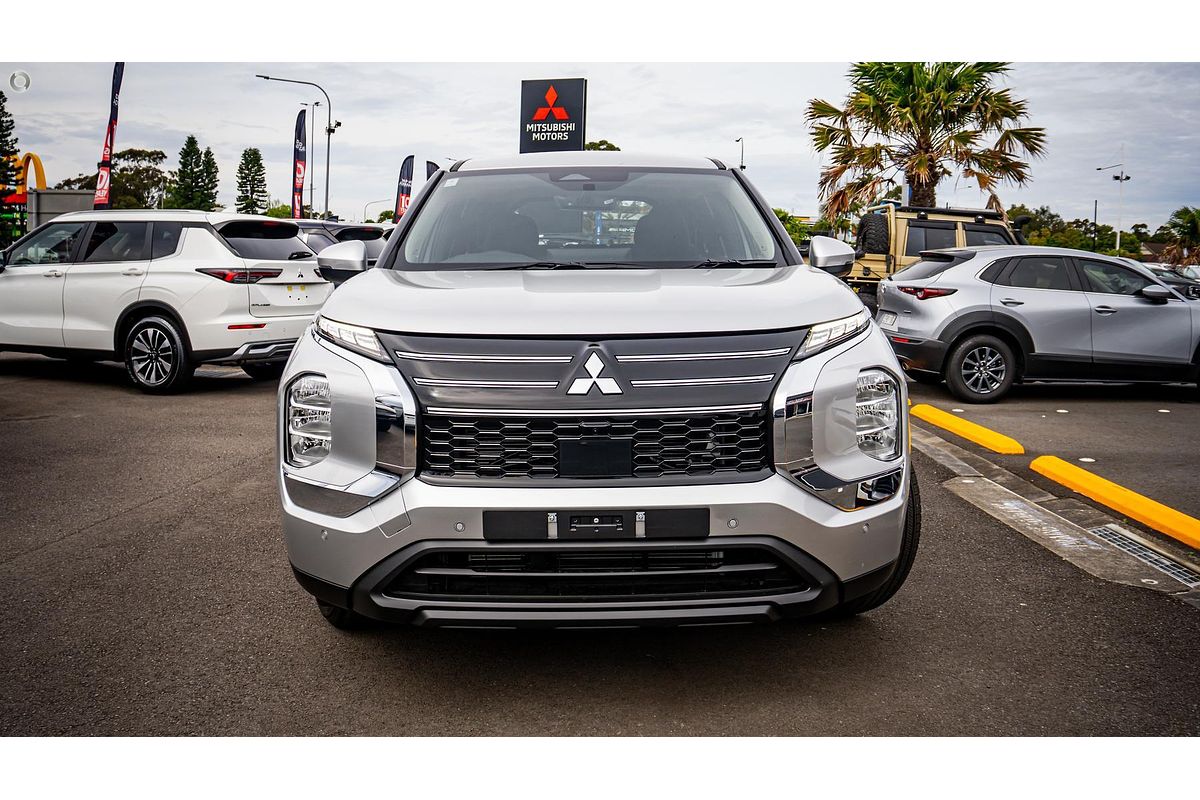 2026 Mitsubishi Outlander ES ZM