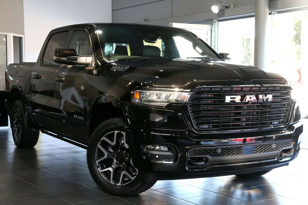 2025 RAM 1500 Laramie Sport Hurricane SO RamBox DT 4X4 SWB