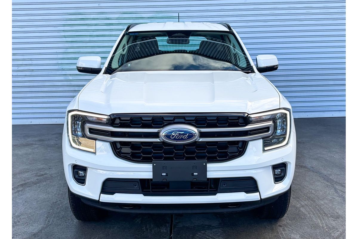 2025 Ford Everest Ambiente 2.0L