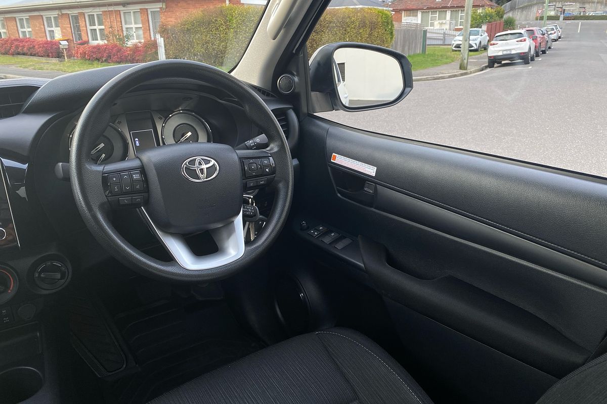 2022 Toyota Hilux SR GUN126R 4X4