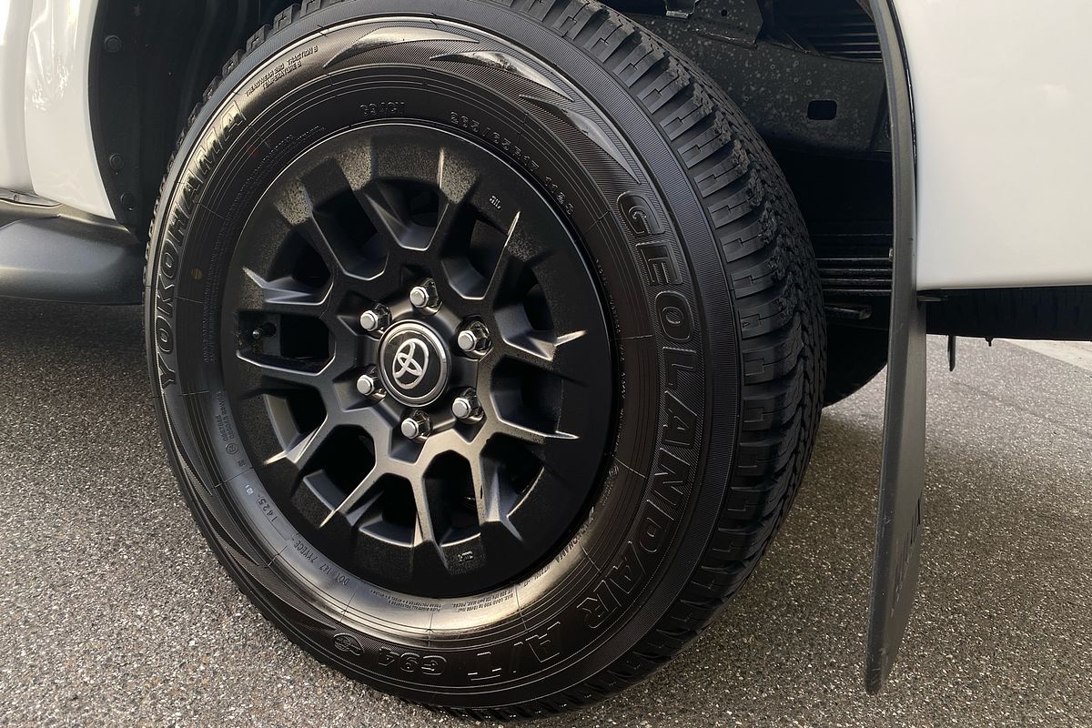 2022 Toyota Hilux SR GUN126R 4X4