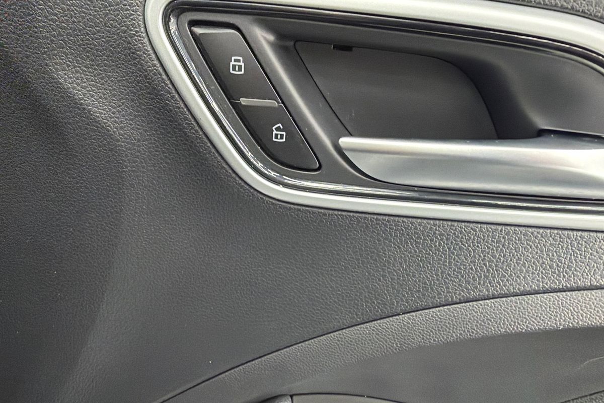 2021 MG ZS Excite AZS1