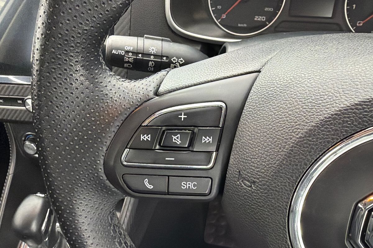 2021 MG ZS Excite AZS1