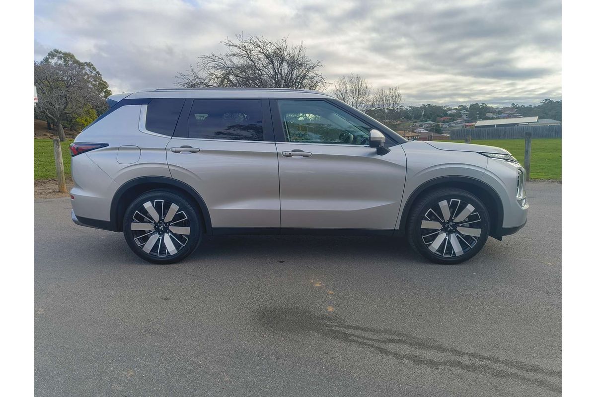 2025 Mitsubishi Outlander Aspire ZM