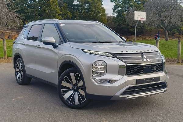 2025 Mitsubishi Outlander Aspire ZM