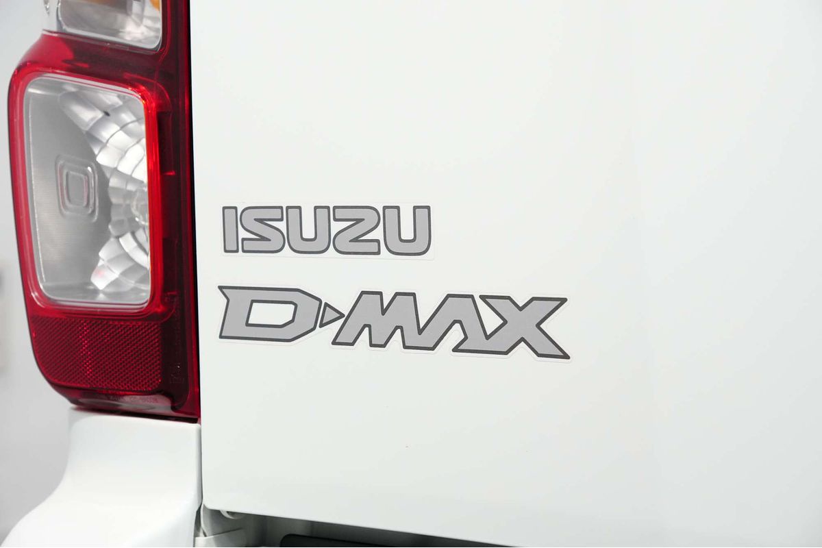 2022 Isuzu D-MAX SX High Ride Rear Wheel Drive