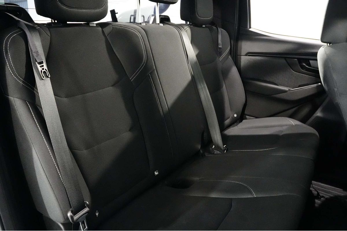 2022 Isuzu D-MAX SX High Ride Rear Wheel Drive