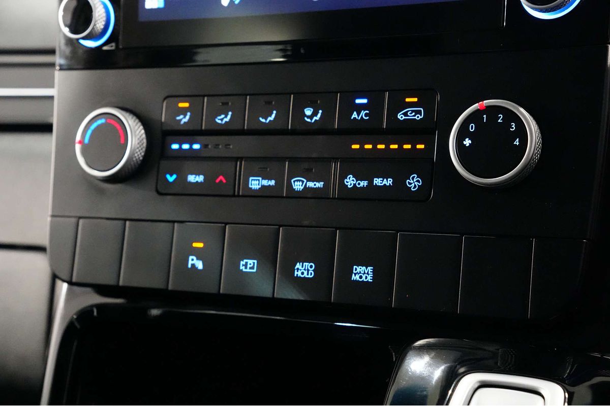 2022 Hyundai STARIA US4.V1