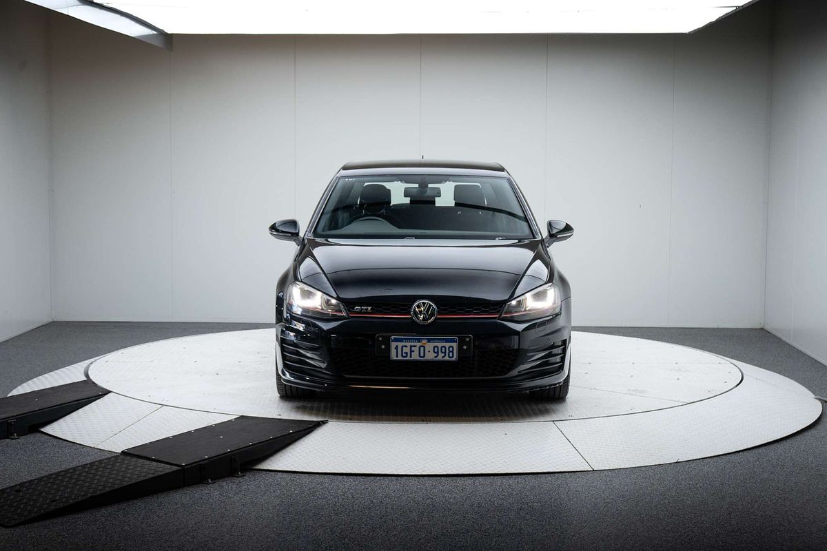 2016 Volkswagen Golf GTI 7