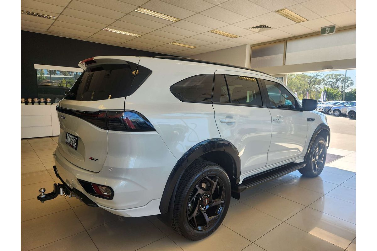 2026 Isuzu MU-X X-TERRAIN