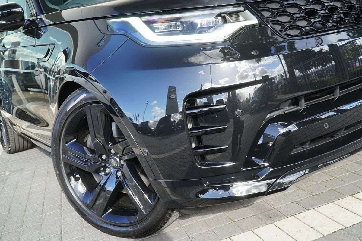 2026 Land Rover Discovery D350 Dynamic SE Series 5
