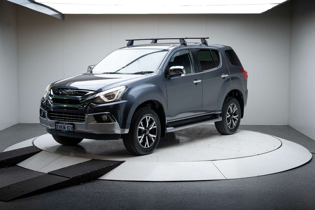 2020 Isuzu MU-X LS-U