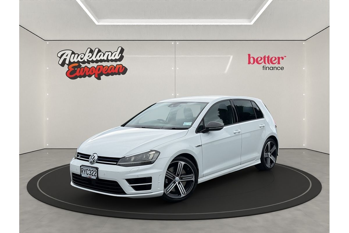 2014 Volkswagen Golf R LINE