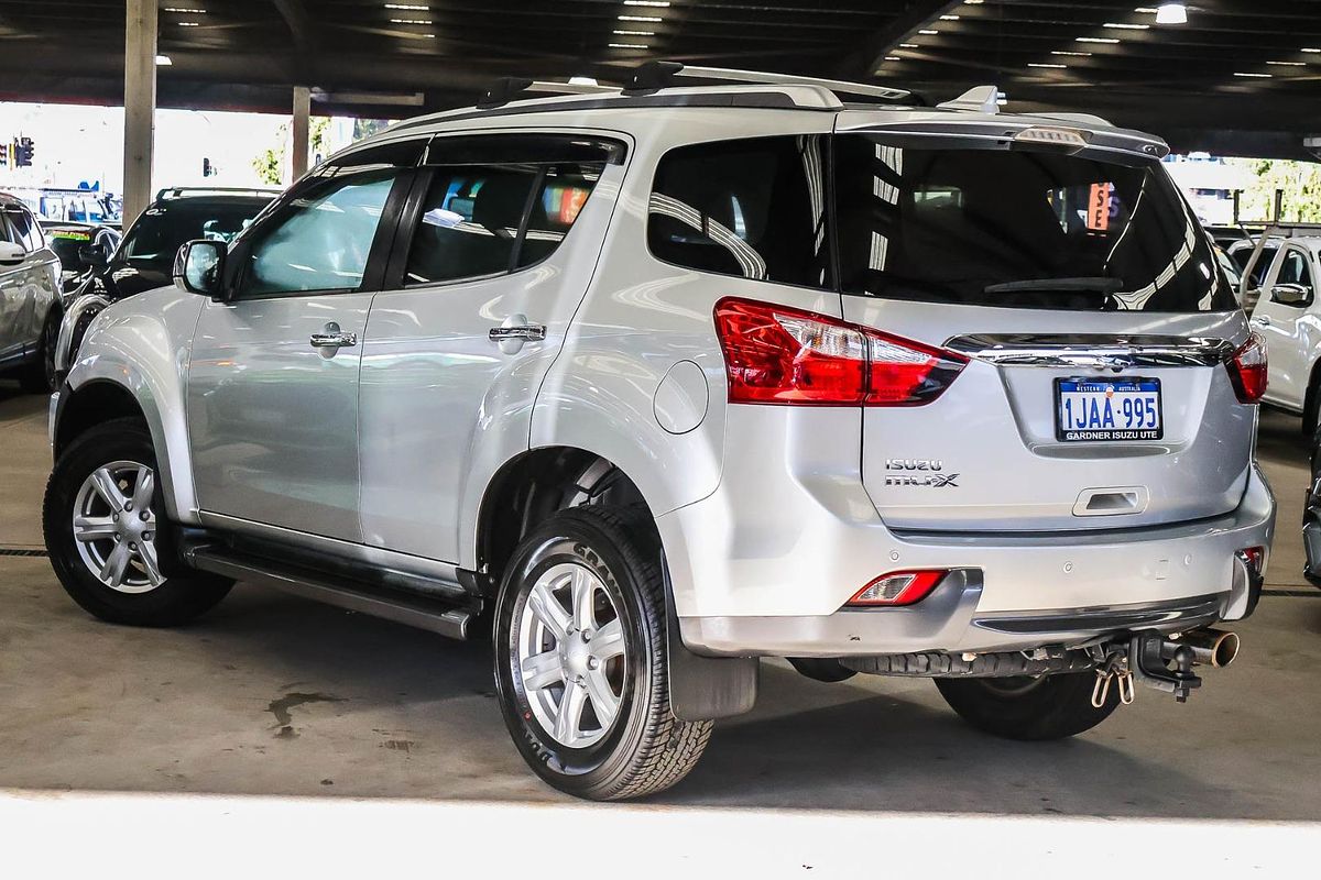 2017 Isuzu MU-X LS-T