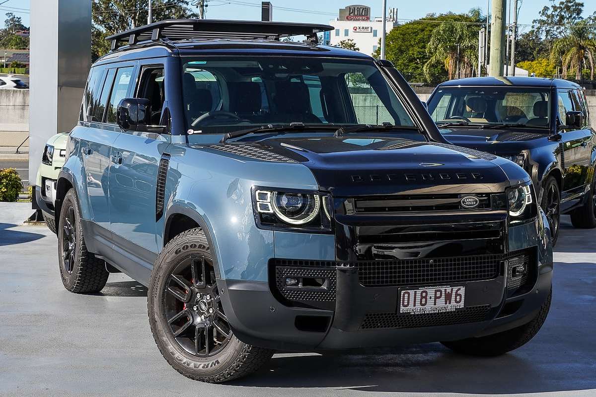 2023 Land Rover Defender 110 P300 L663