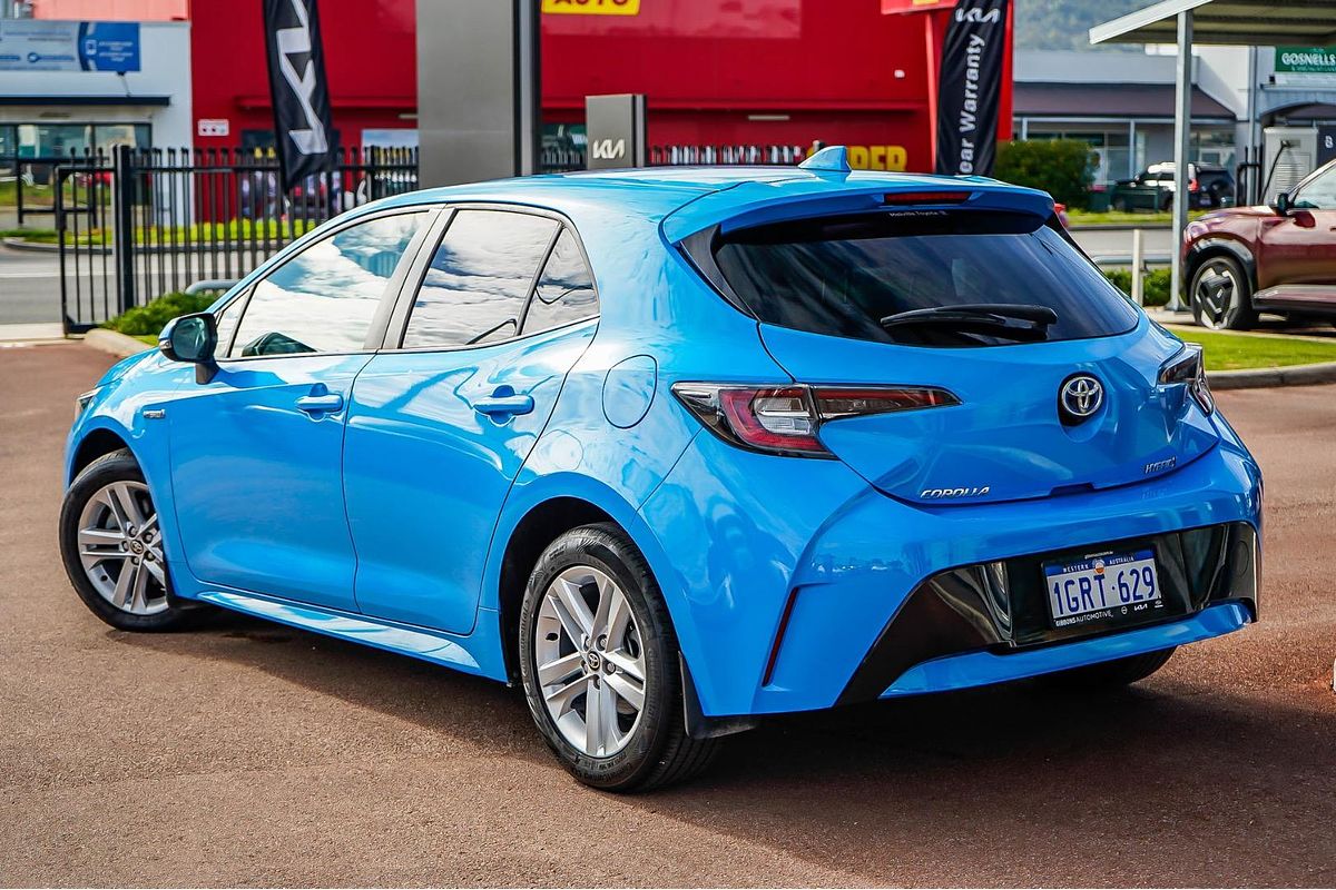 2018 Toyota Corolla SX Hybrid ZWE211R