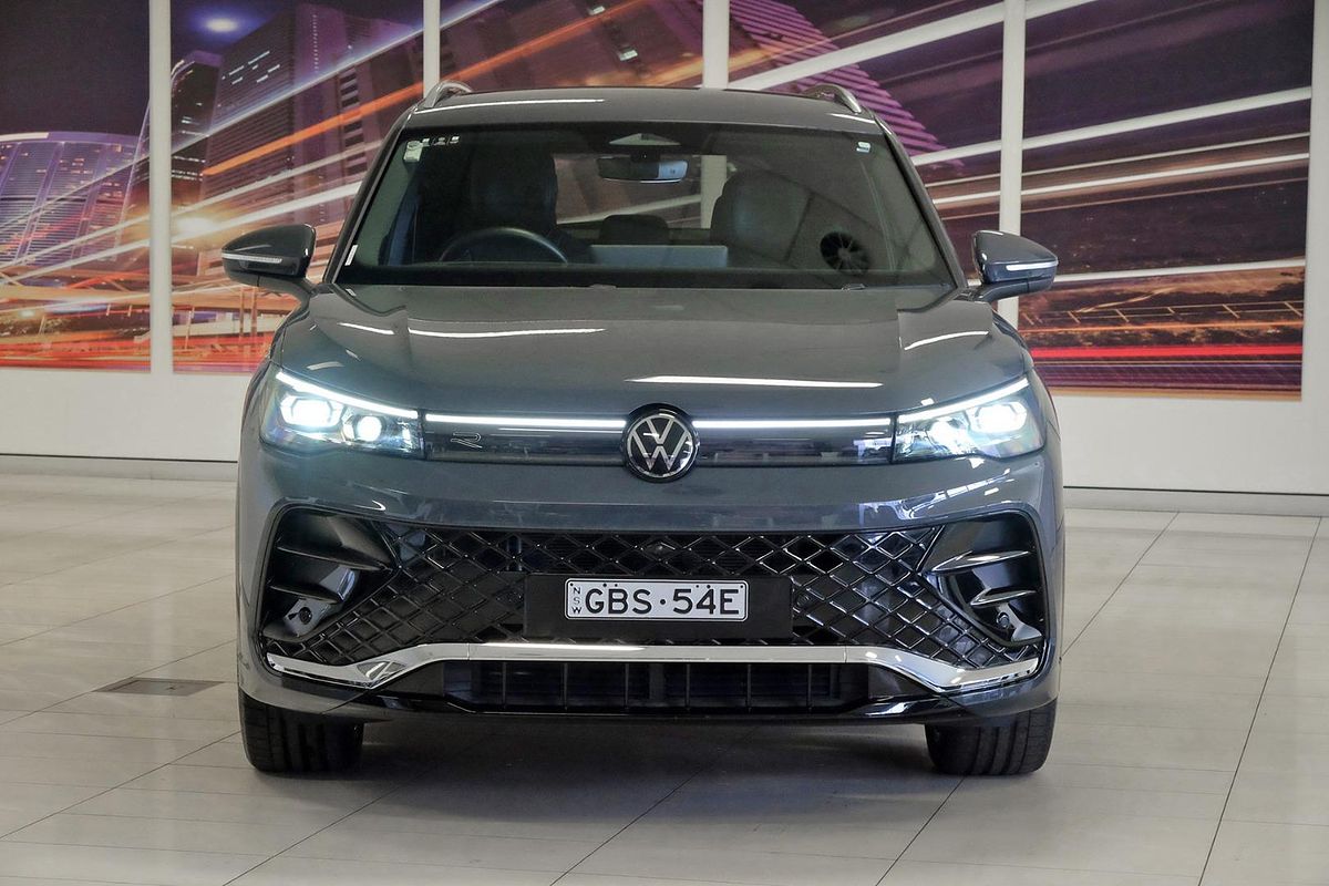 2025 Volkswagen Tiguan 195TSI R-Line CT image 5