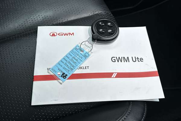 2024 GWM Cannon Alpha Ultra Hybrid P05 4X4 thumb-22