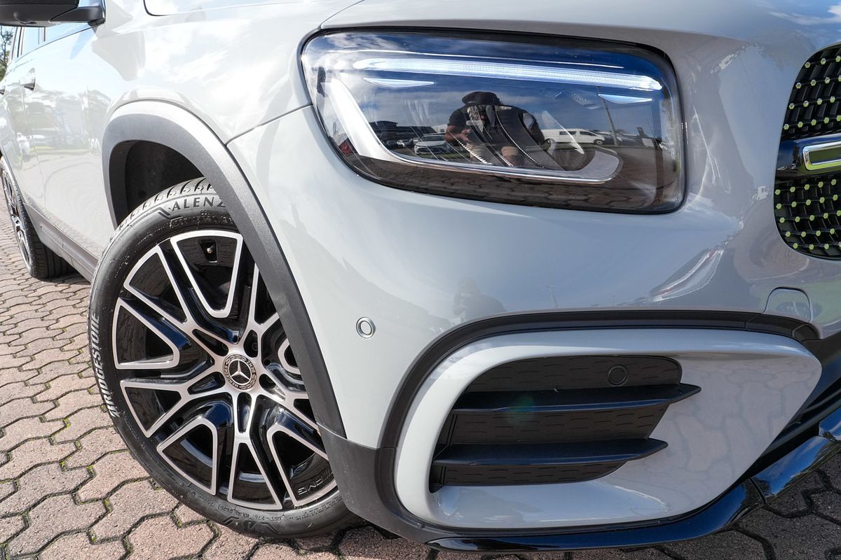 2025 Mercedes-Benz GLB-Class GLB200 Special Edition X247
