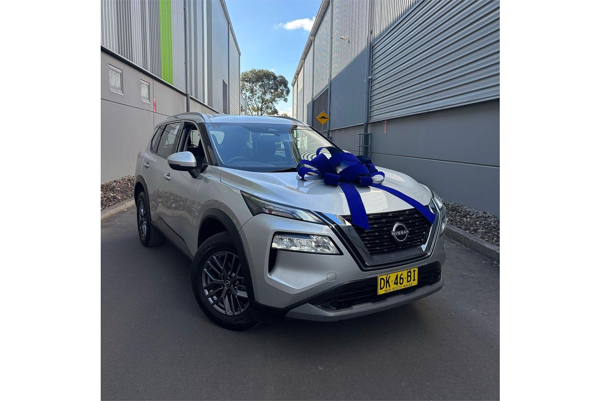 2024 Nissan X-TRAIL ST T33