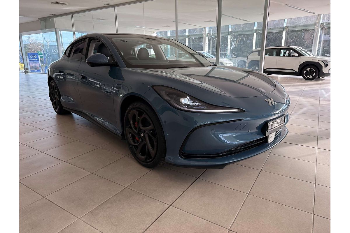 2026 MG IM5 Platinum P12L