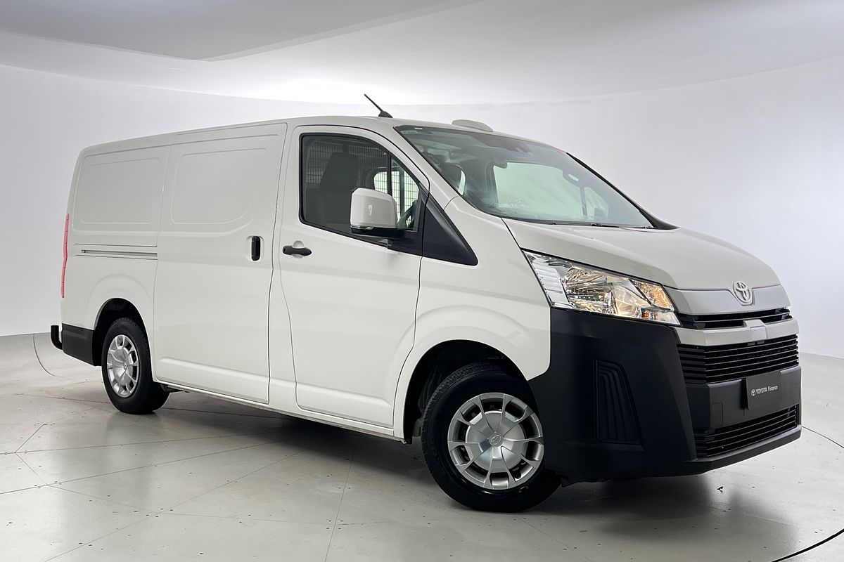 2024 Toyota Hiace GDH300R LWB