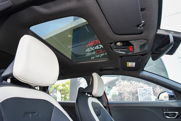 2025 Kia K4 GT-Line CL4m thumb-14