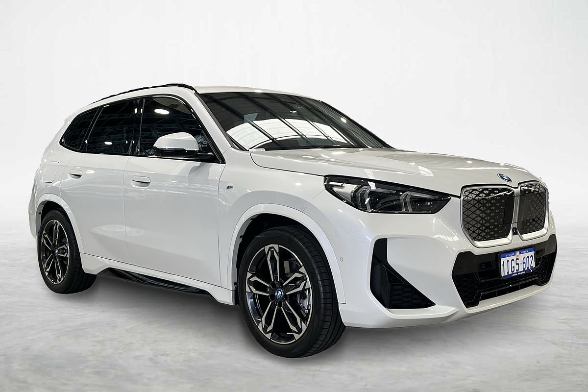 2024 BMW iX1 xDrive30 M Sport U11