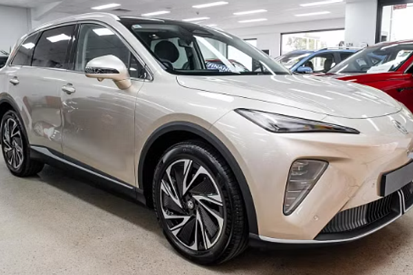 2026 MG MGS6 EV Essence IS3E