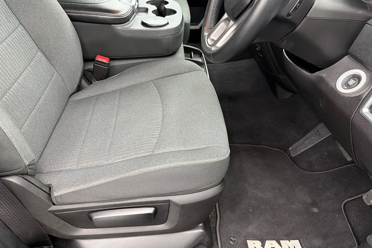 2022 RAM 1500 Warlock II DS 4X4 SWB