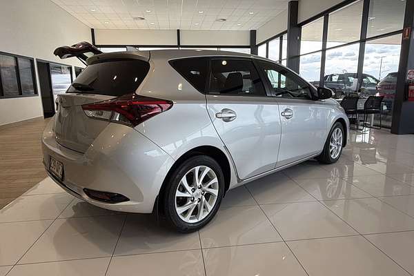 2016 Toyota Corolla Ascent Sport ZRE182R thumb-7