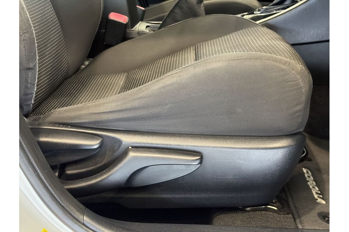 2016 Toyota Corolla Ascent Sport ZRE182R