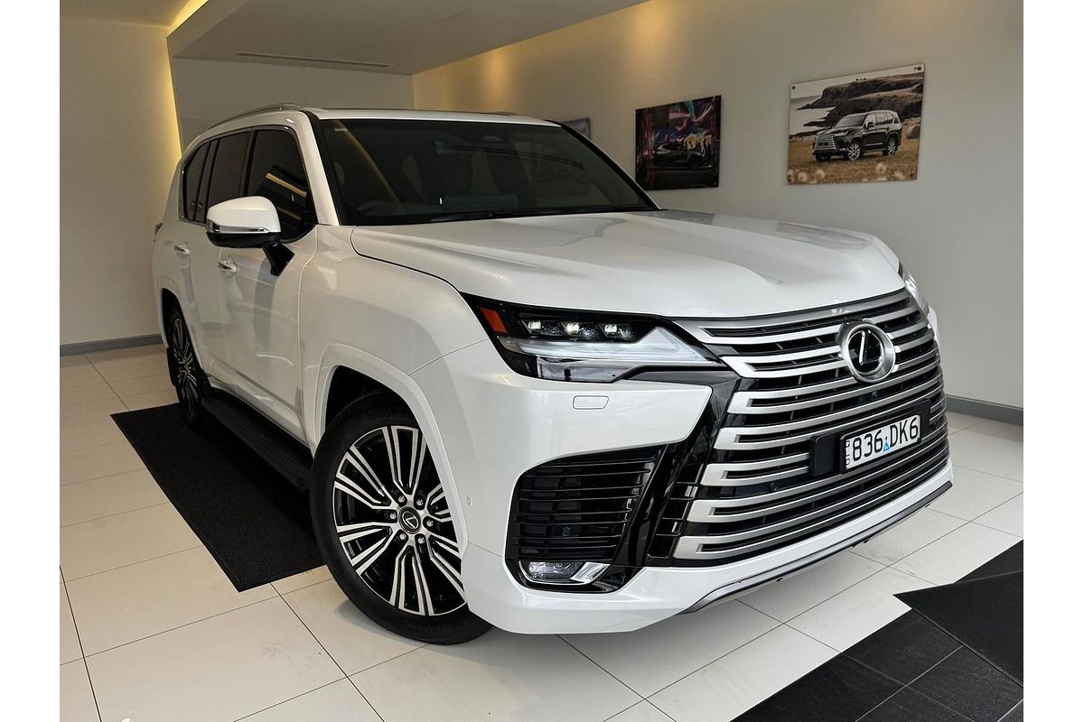 2025 Lexus LX LX700h Sports Luxury VJH310R