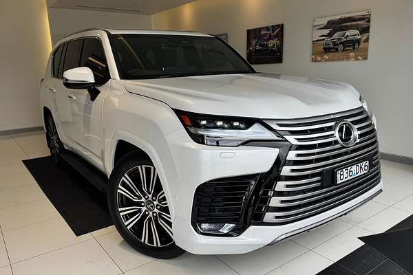 2025 Lexus LX LX700h Sports Luxury VJH310R
