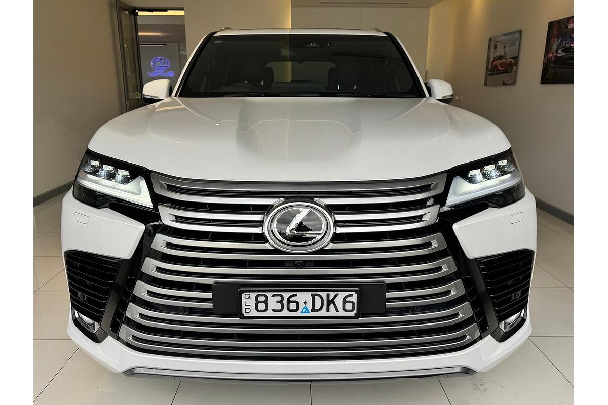 2025 Lexus LX LX700h Sports Luxury VJH310R