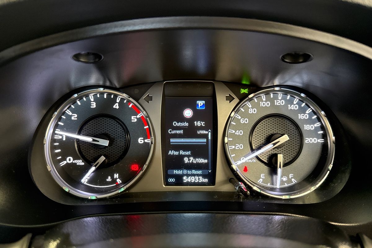 2023 Toyota Hilux SR5 GUN126R 4X4