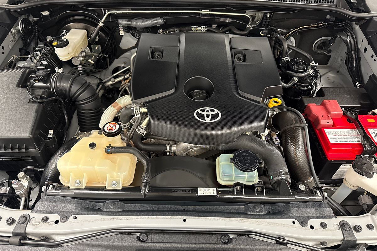 2023 Toyota Hilux SR5 GUN126R 4X4