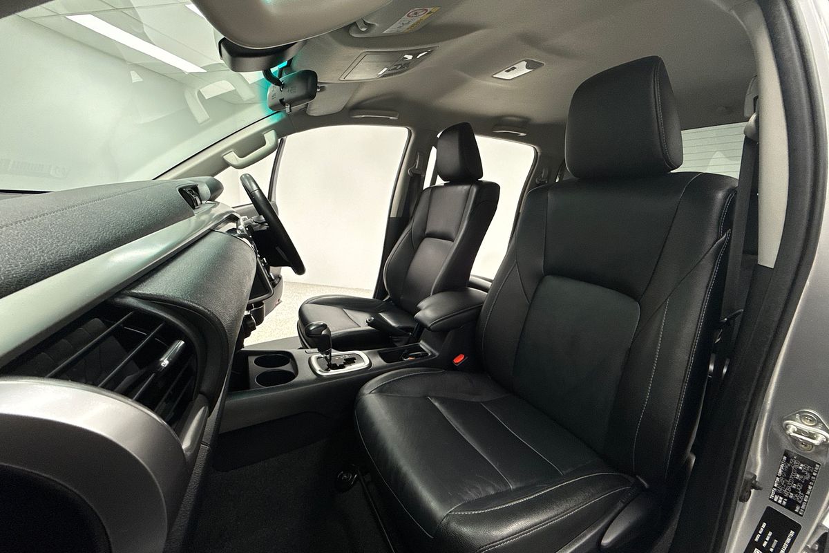 2023 Toyota Hilux SR5 GUN126R 4X4