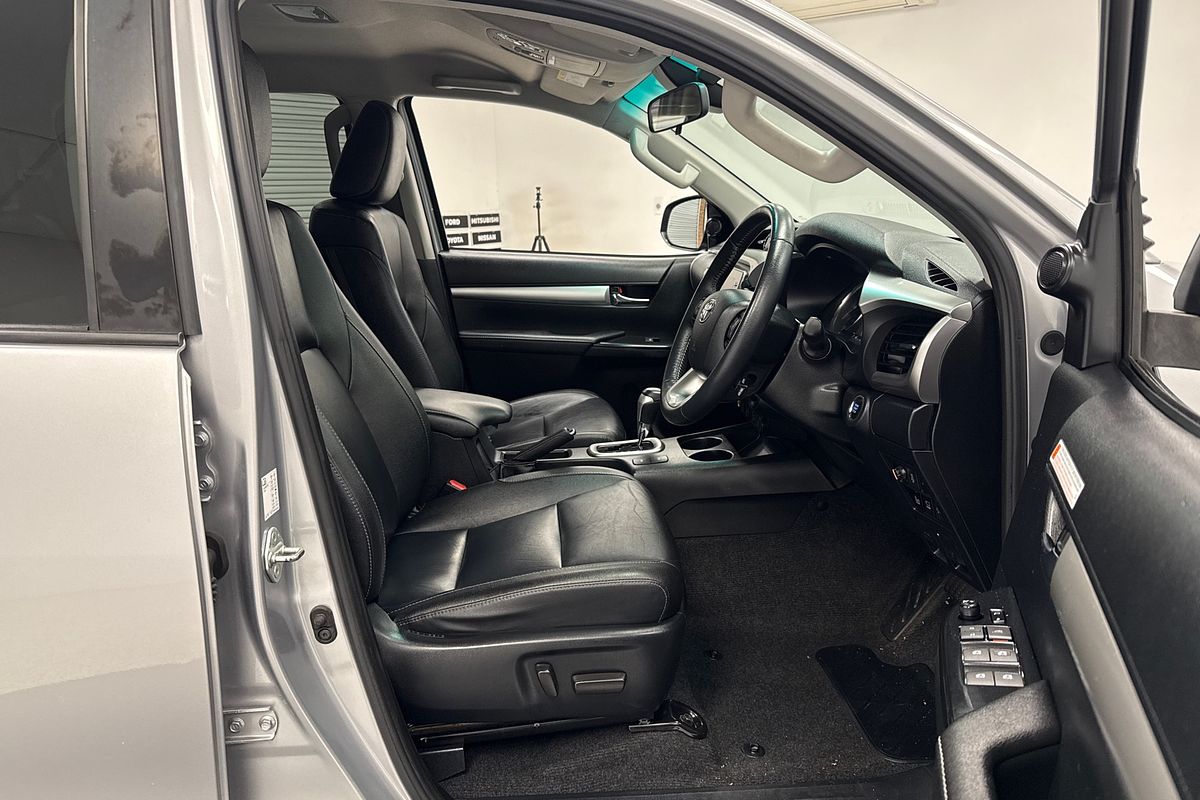 2023 Toyota Hilux SR5 GUN126R 4X4