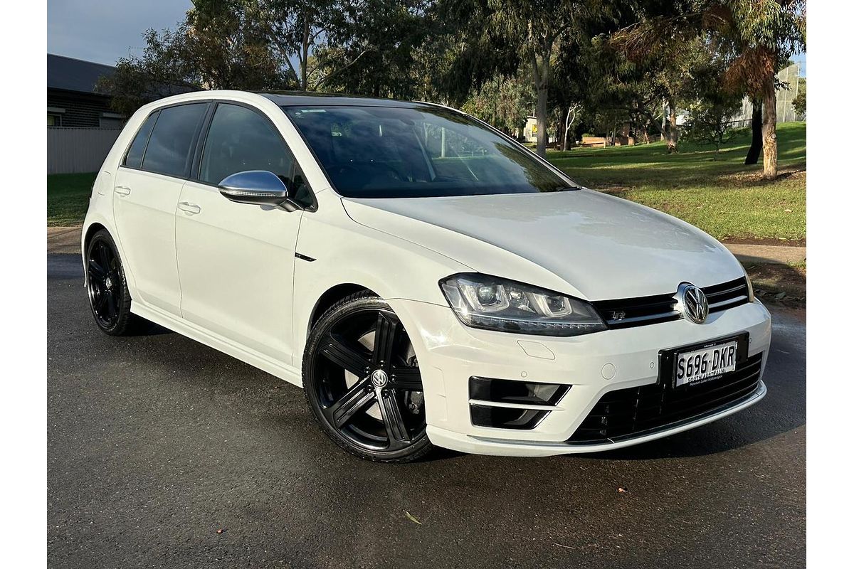 2014 Volkswagen Golf R 7