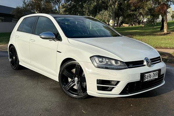 2014 Volkswagen Golf R 7