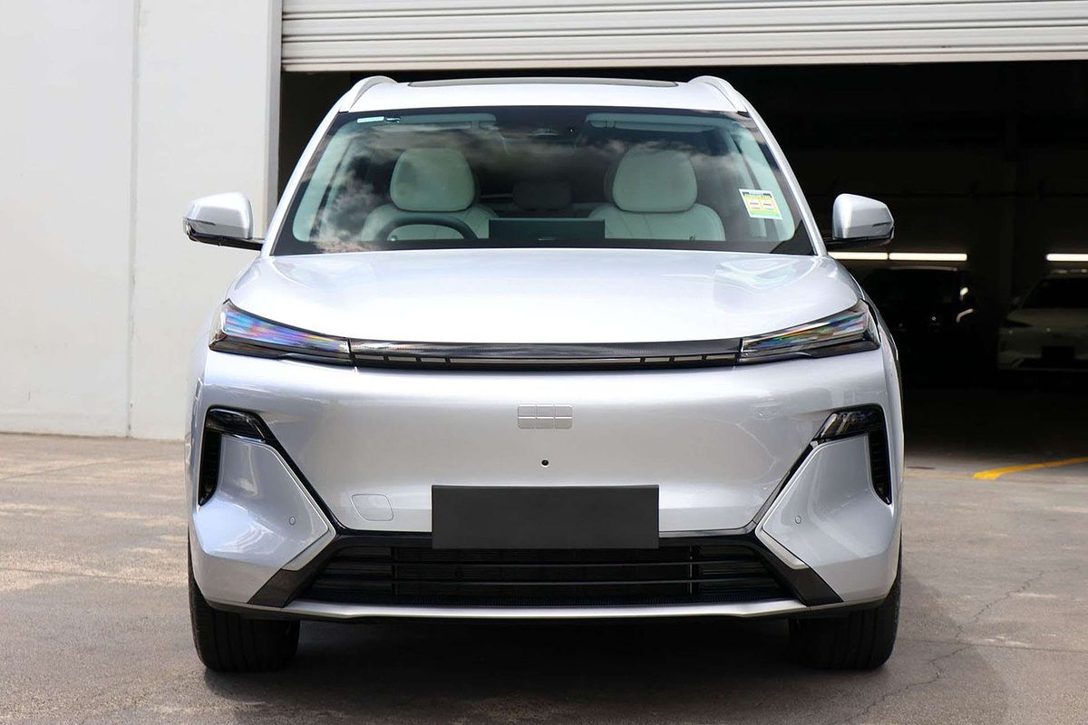 2026 Geely Starray EM-i Inspire P145