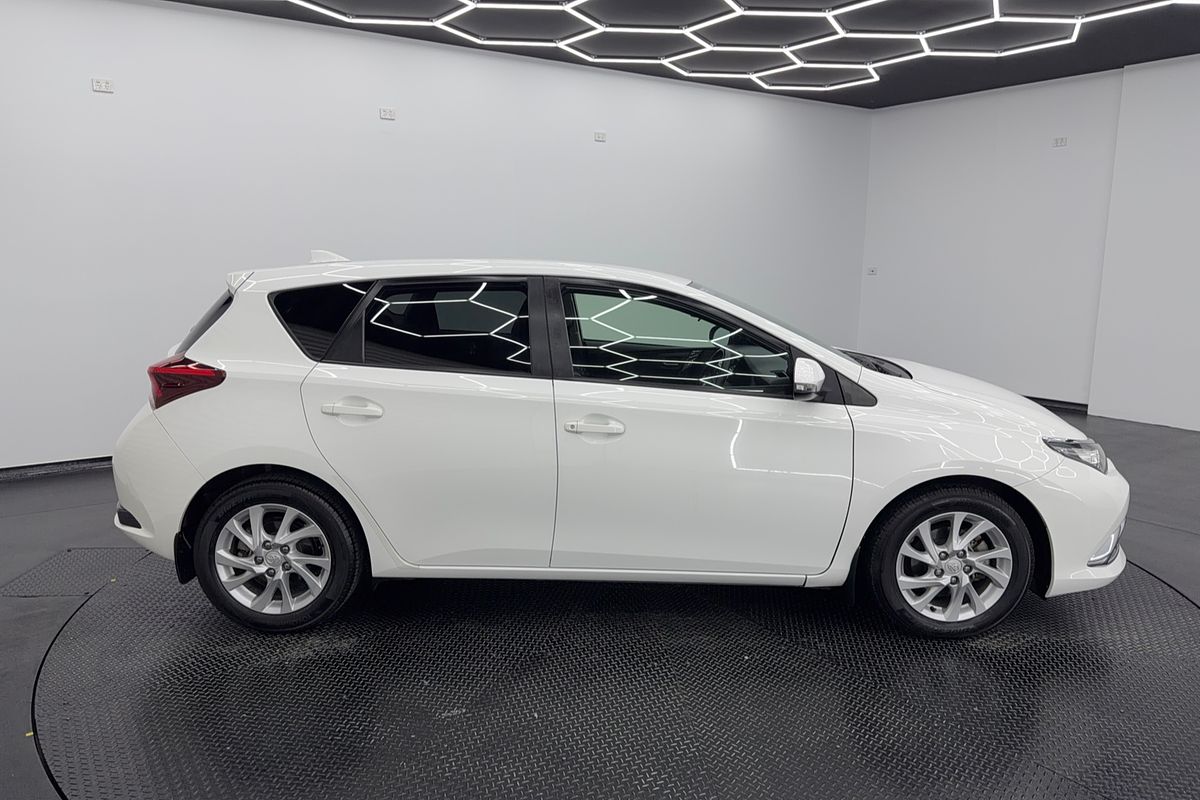 2018 Toyota Corolla Ascent Sport ZRE182R