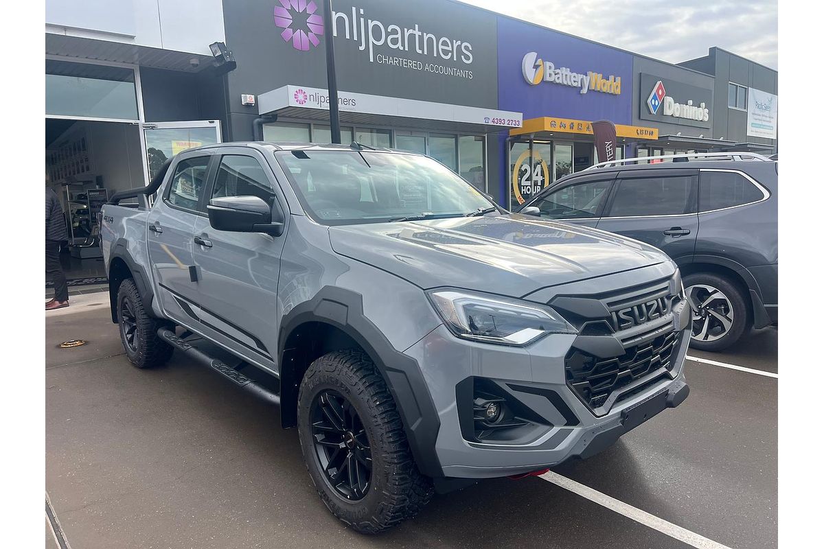 2026 Isuzu D-MAX BLADE 4X4