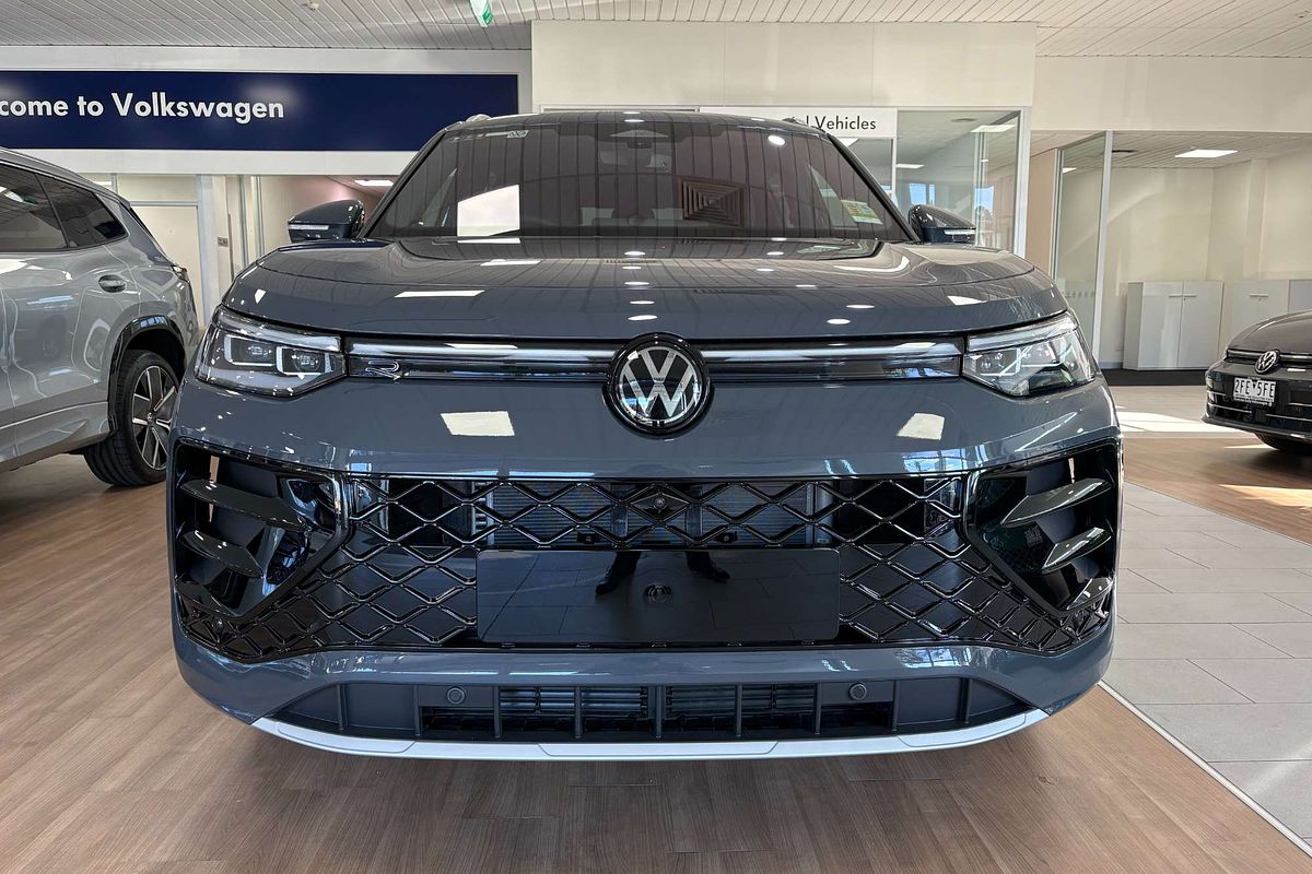 2025 Volkswagen Tayron 195TSI R-Line R4