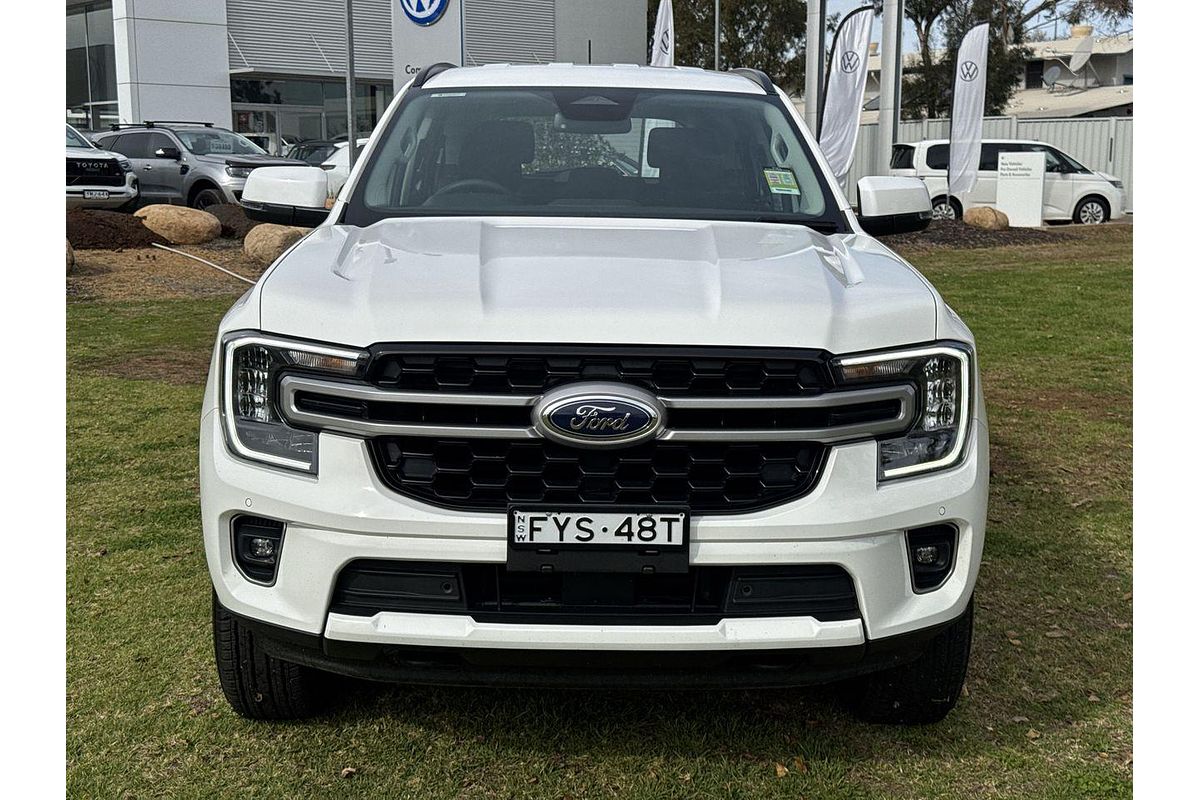 2025 Ford Everest Ambiente 2.0L