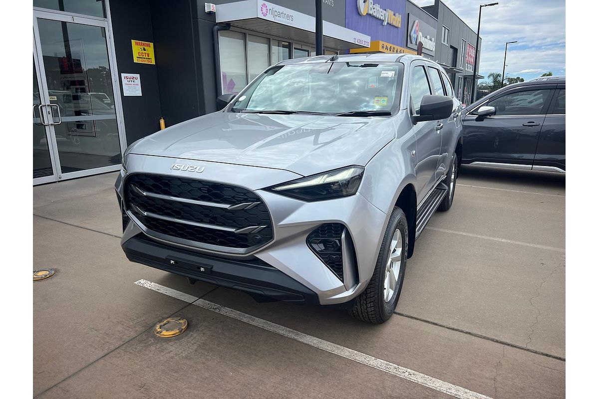 2026 Isuzu MU-X LS-M