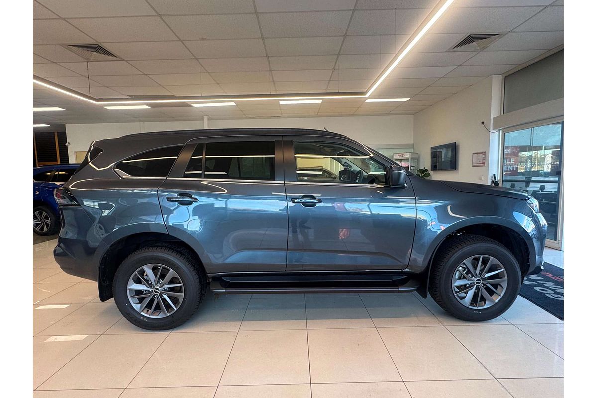 2026 Isuzu MU-X LS-U